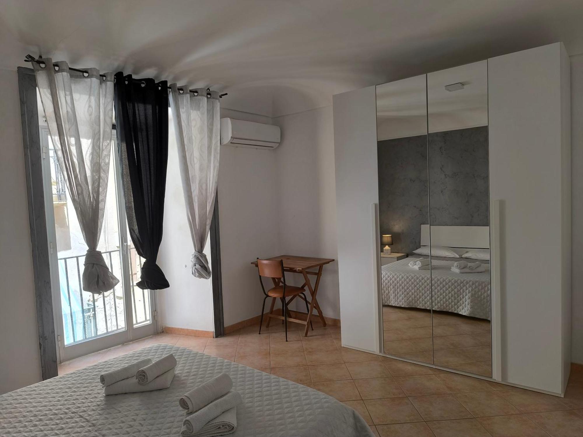 Casa Di Nick Apartment Trapani Luaran gambar